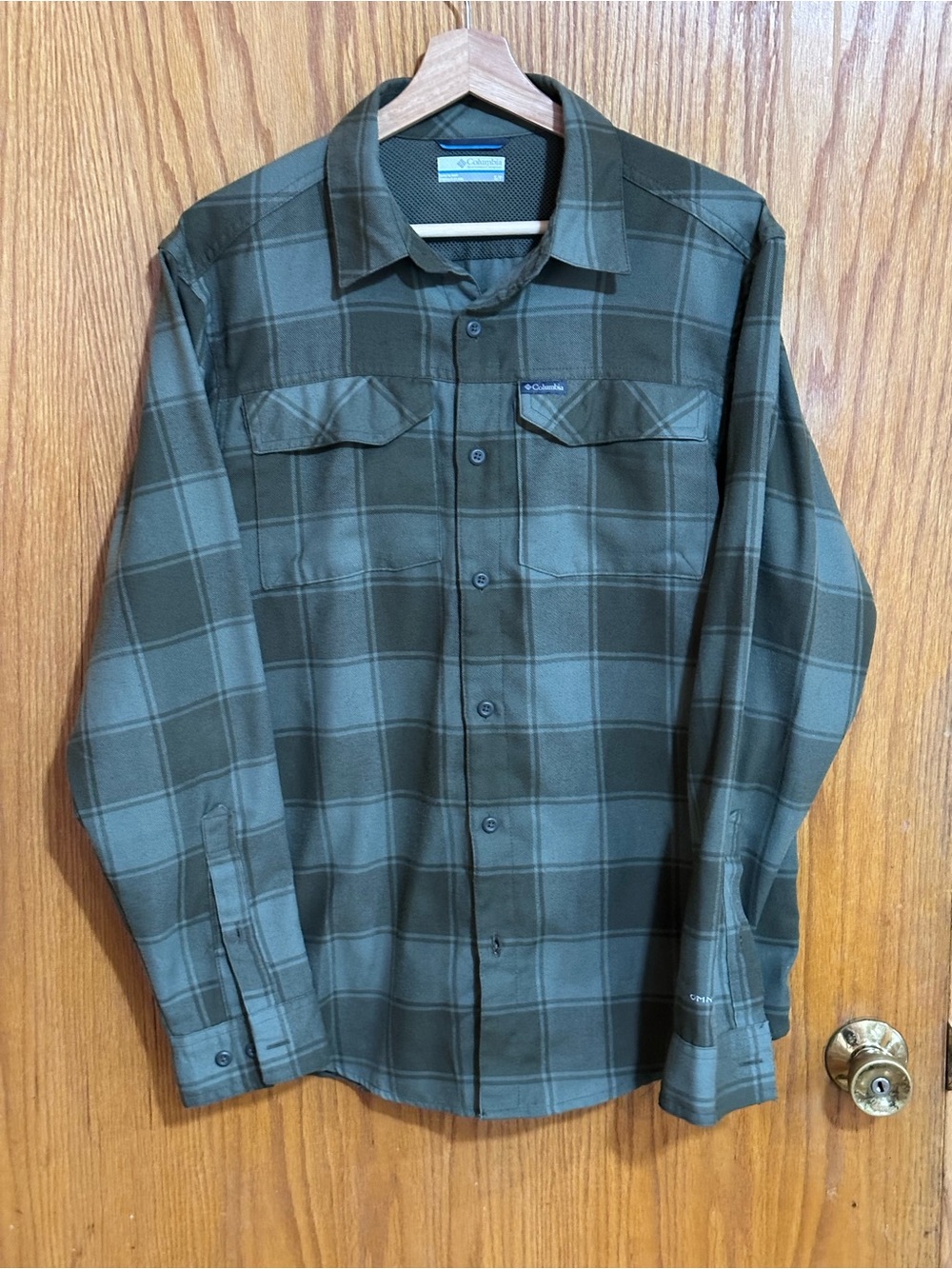 Columbia Olive and Gray Plaid Flannel Shirt sz small‎ men’s
